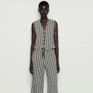Zara Textured Jacquard Vest